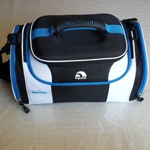 Igloo MaxCold travel cooler